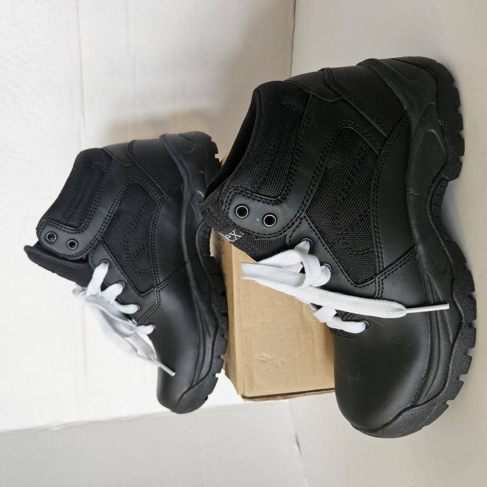 Mens Black Boots with White Laces Size 7